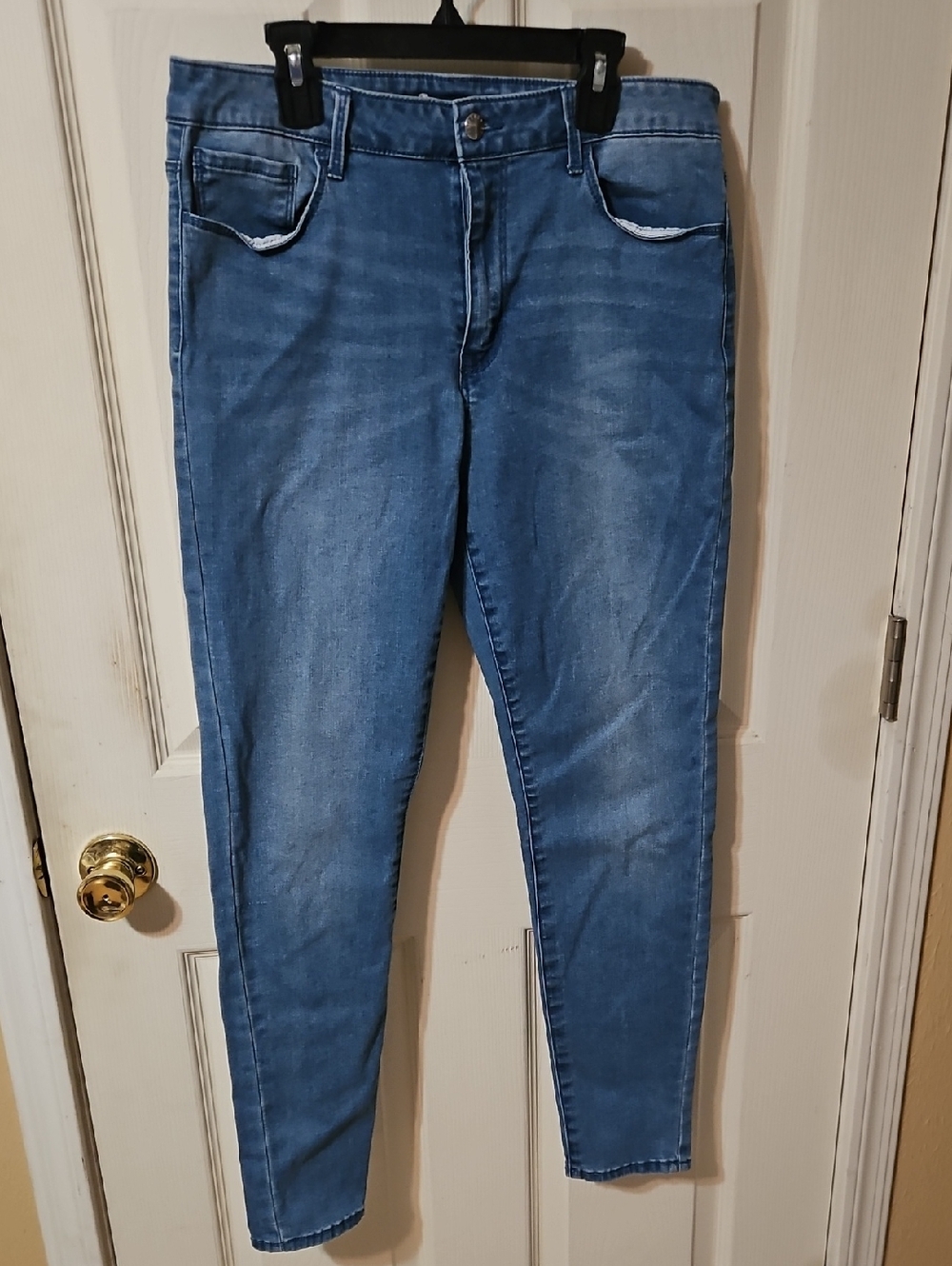 Forever 21 Stretch Skinny Jeans
